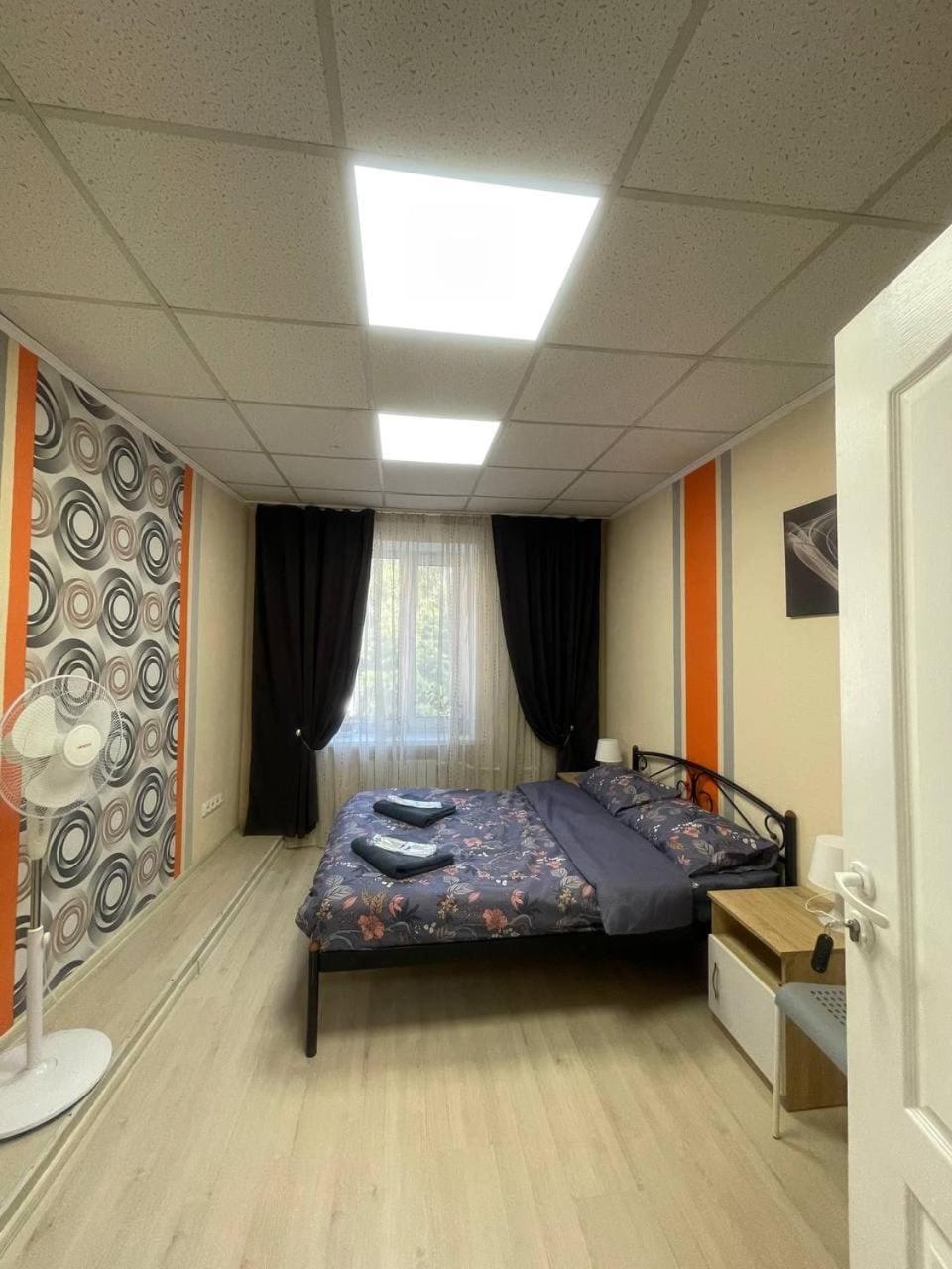 Uneed Rooms Sakvoiaj Kiev Exterior foto