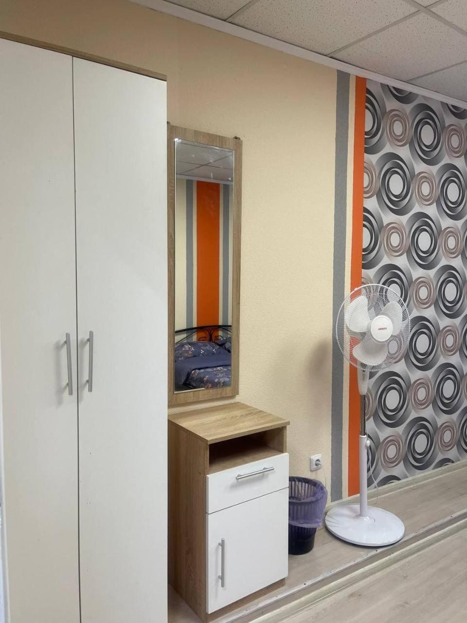 Uneed Rooms Sakvoiaj Kiev Exterior foto