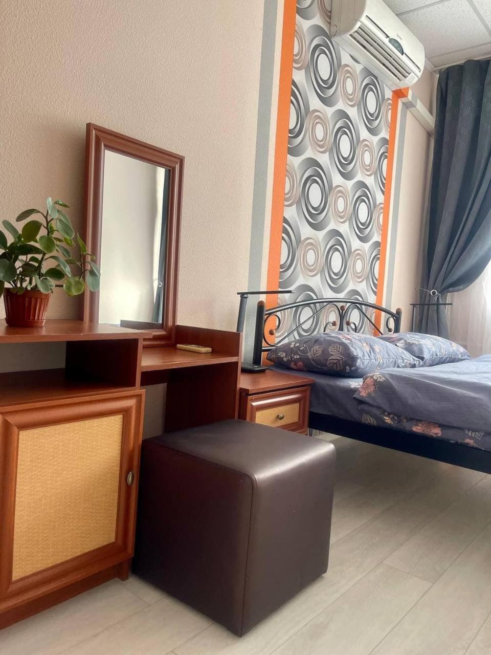 Uneed Rooms Sakvoiaj Kiev Exterior foto