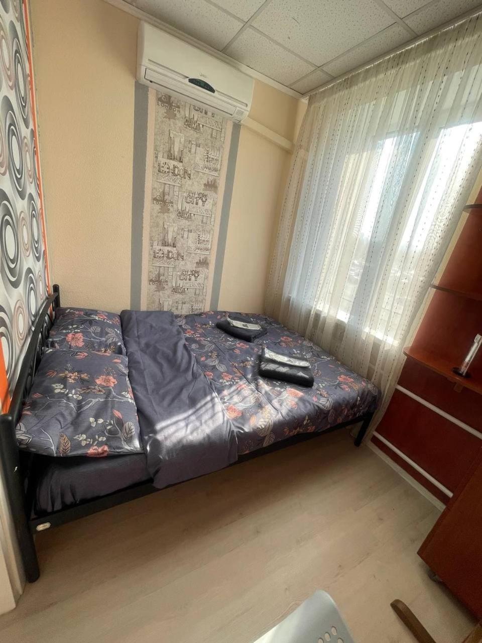 Uneed Rooms Sakvoiaj Kiev Exterior foto